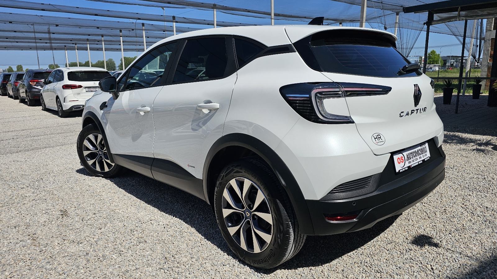 Renault Captur TCe FUUL LED,,TEMPOMAT,GR.SJ,ALU,P.KAMERA,21000KM,, fotografija 2