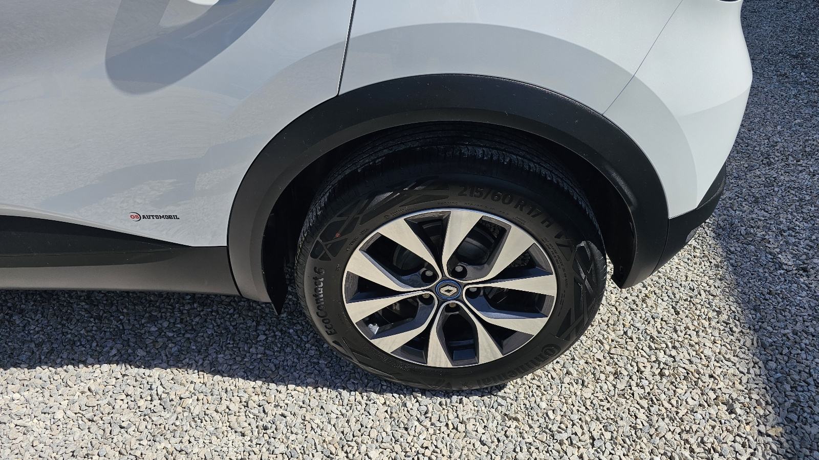 Renault Captur TCe FUUL LED,,TEMPOMAT,GR.SJ,ALU,P.KAMERA,21000KM,, fotografija 7