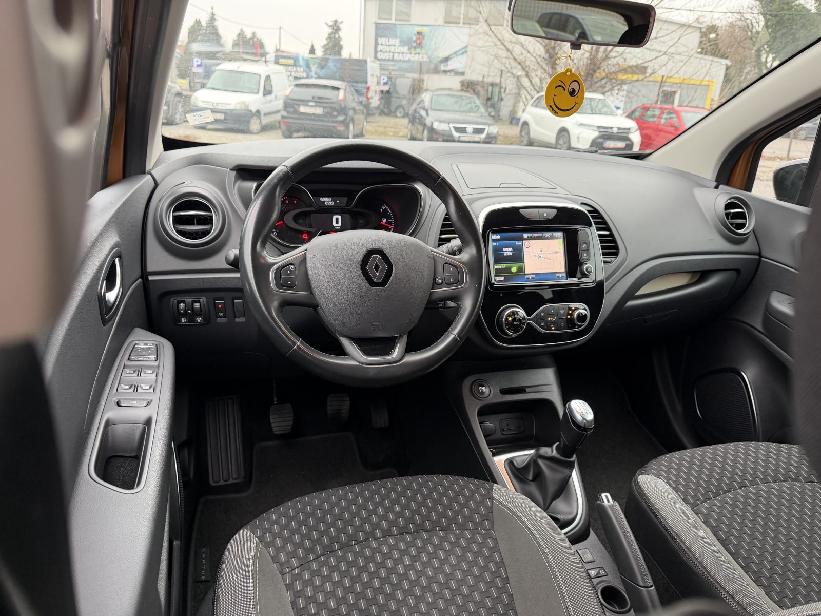Renault Captur TCe INTENS -POTVRDA KM/JAMSTVO-LED-NAVI-90 KS-MOD.2019, fotografija 19