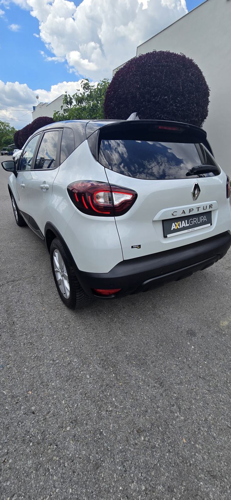 Renault Captur TCe 90 LIMITED, fotografija 3