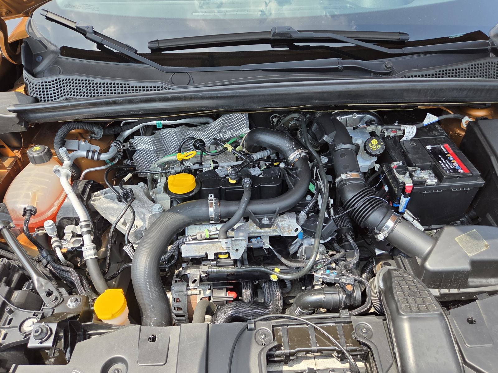 Renault Captur TCe mod.2021-"INTENSE"-FULL-SERVISNA-GARANCIJA, fotografija 18