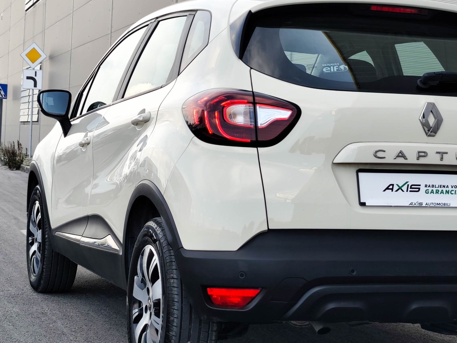 Renault Captur TCe |Park.senz |Navi |Temp |JAMSTVO, fotografija 8