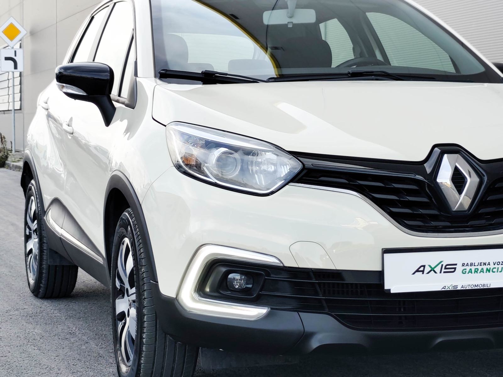 Renault Captur TCe |Park.senz |Navi |Temp |JAMSTVO, fotografija 16
