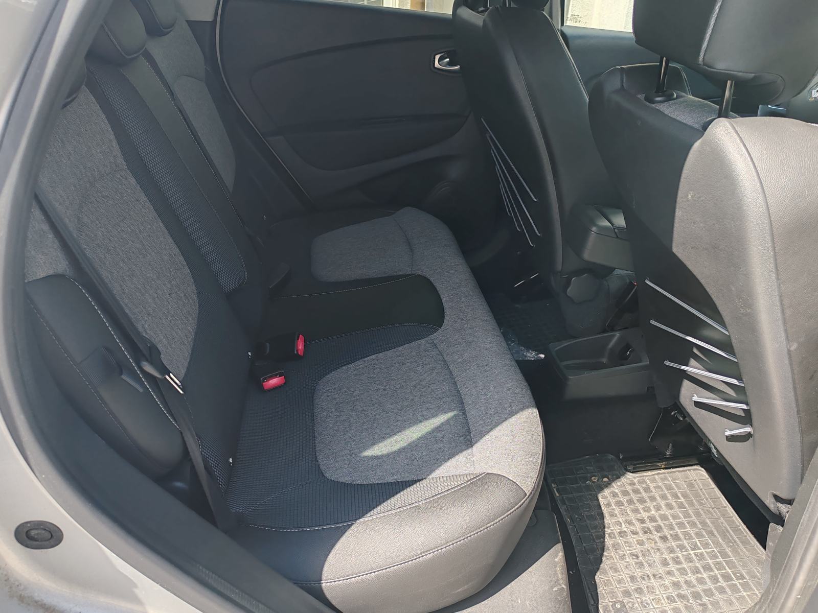 Renault Captur TCe, fotografija 9