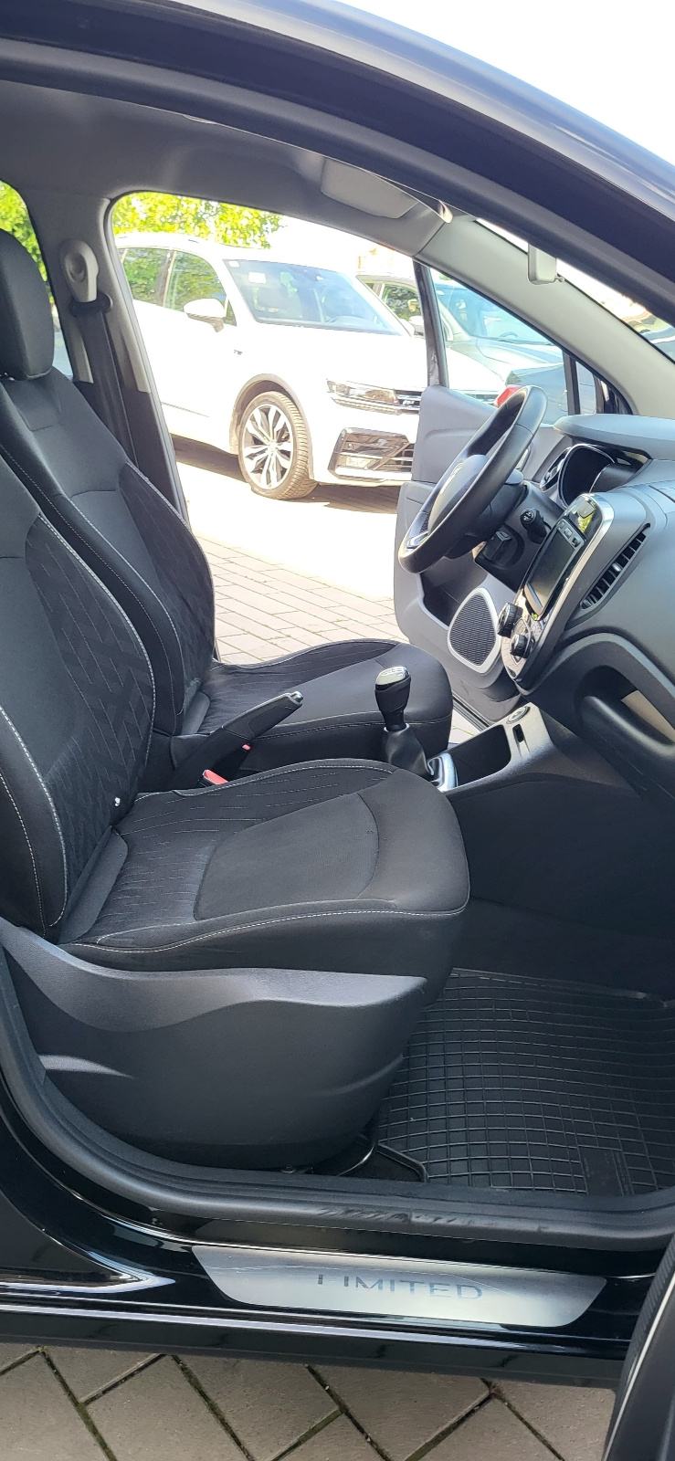 Renault Captur TCe, fotografija 15