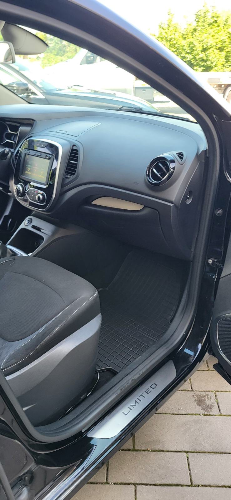 Renault Captur TCe, fotografija 13