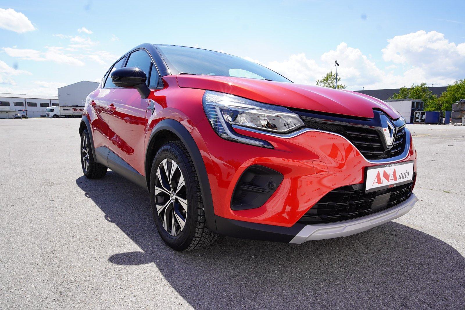 Renault Captur TCe #PDV#SERVISNA#JAMSTVO#LEASING BEZ UČEŠĆA#, fotografija 3
