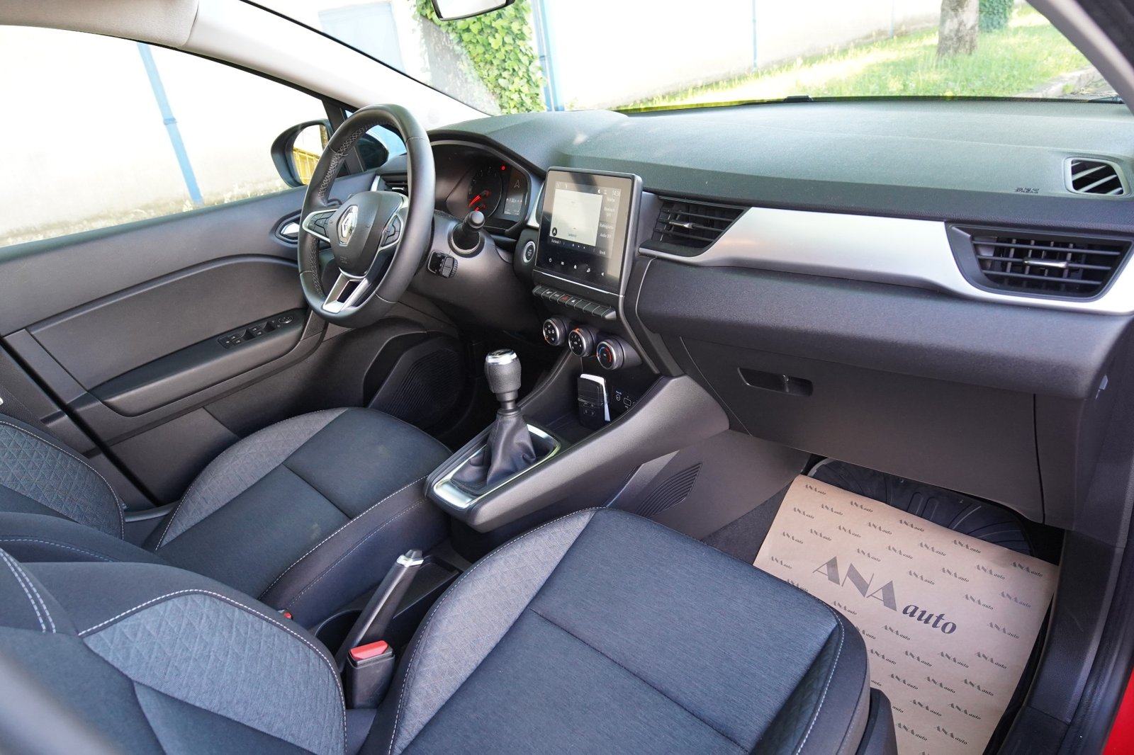 Renault Captur TCe #PDV#SERVISNA#JAMSTVO#LEASING BEZ UČEŠĆA#, fotografija 17
