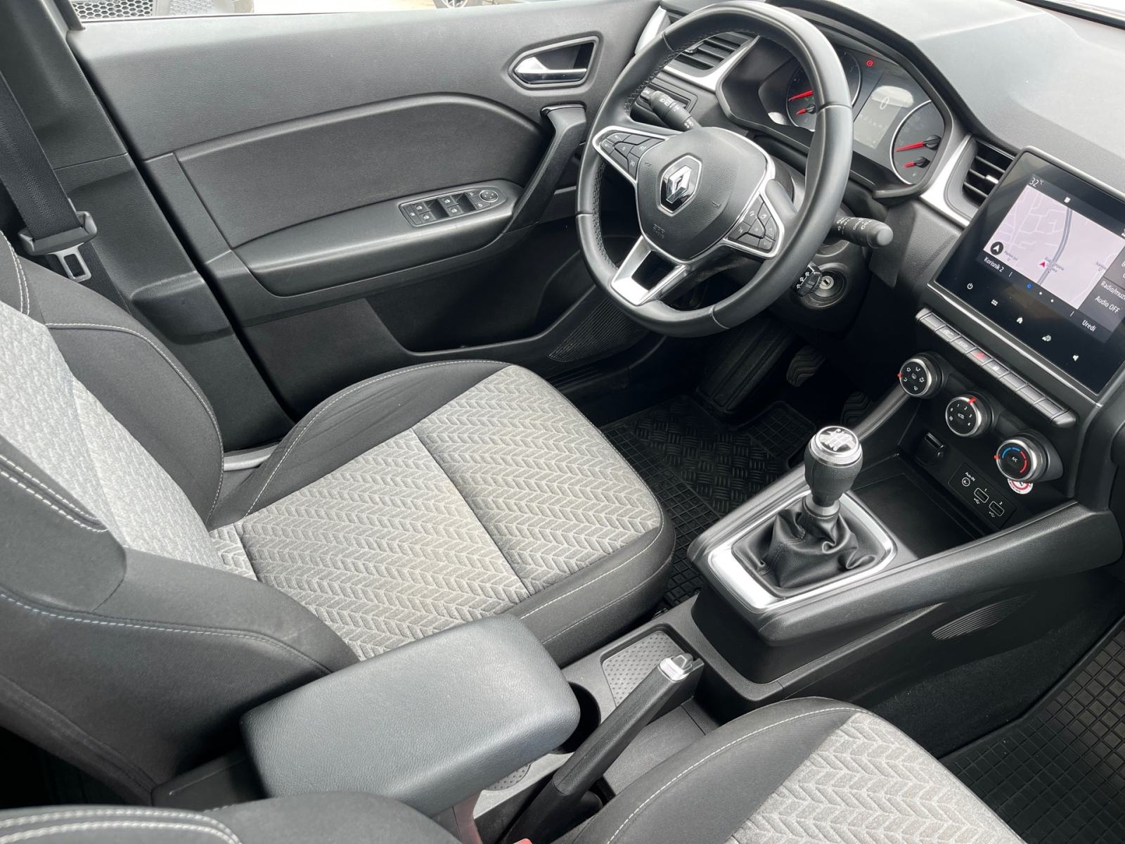 Renault Captur TCe 90 | 2022.g. | Reg. 06/2027. | Leasing BEZ UČEŠĆA!, fotografija 13