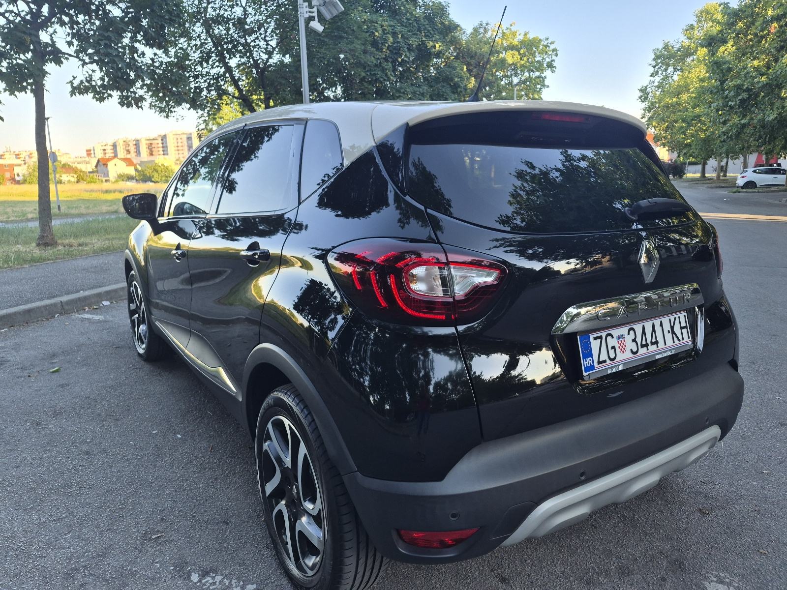 Renault Captur TCe, fotografija 7