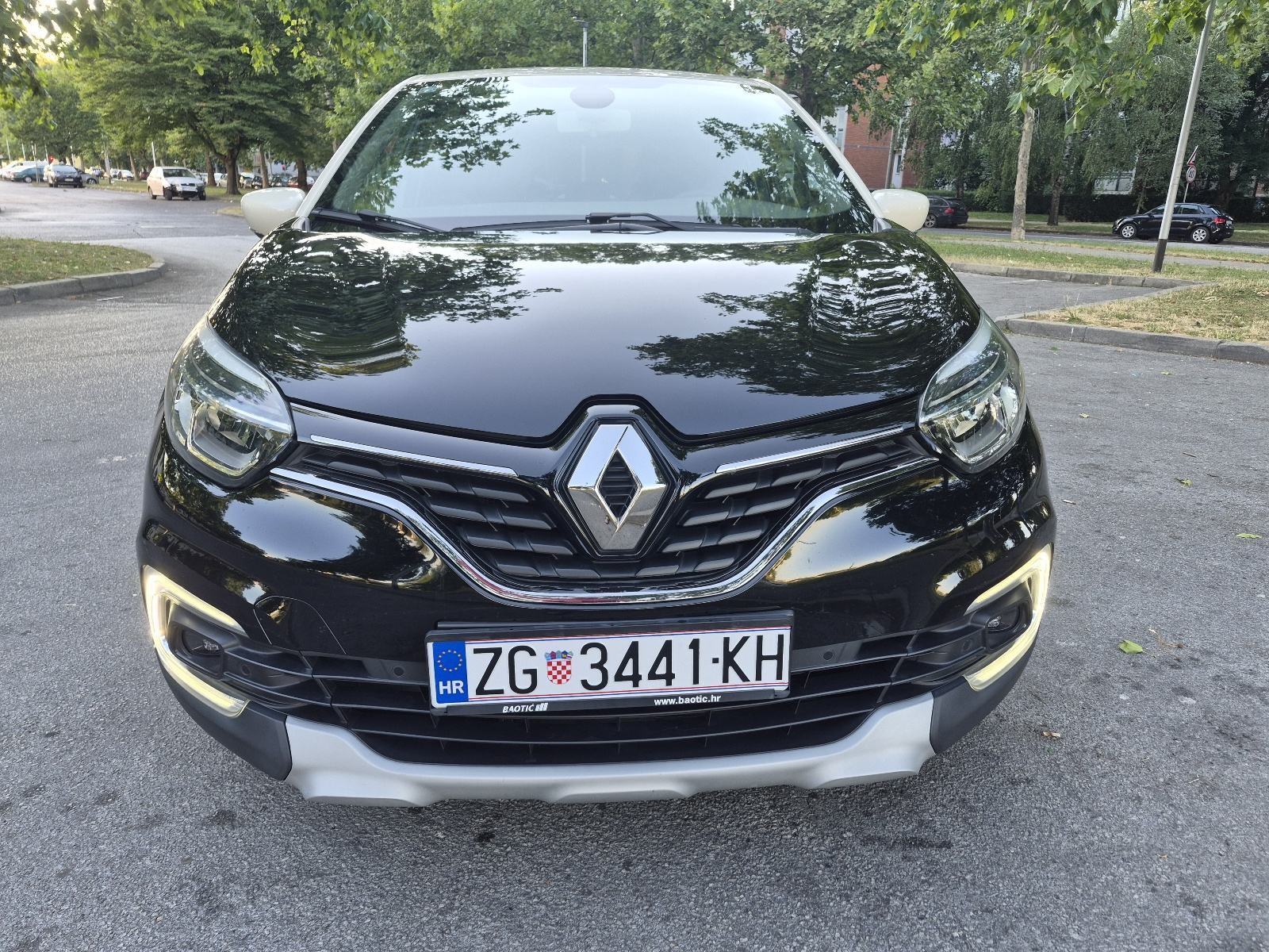 Renault Captur TCe, fotografija 2
