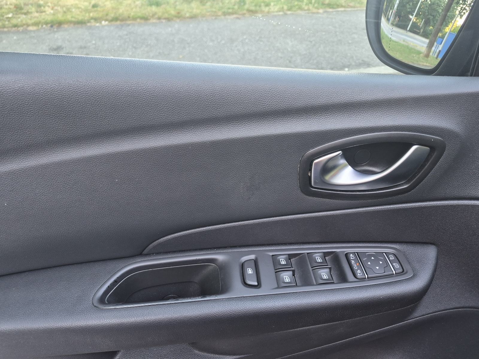 Renault Captur TCe, fotografija 13