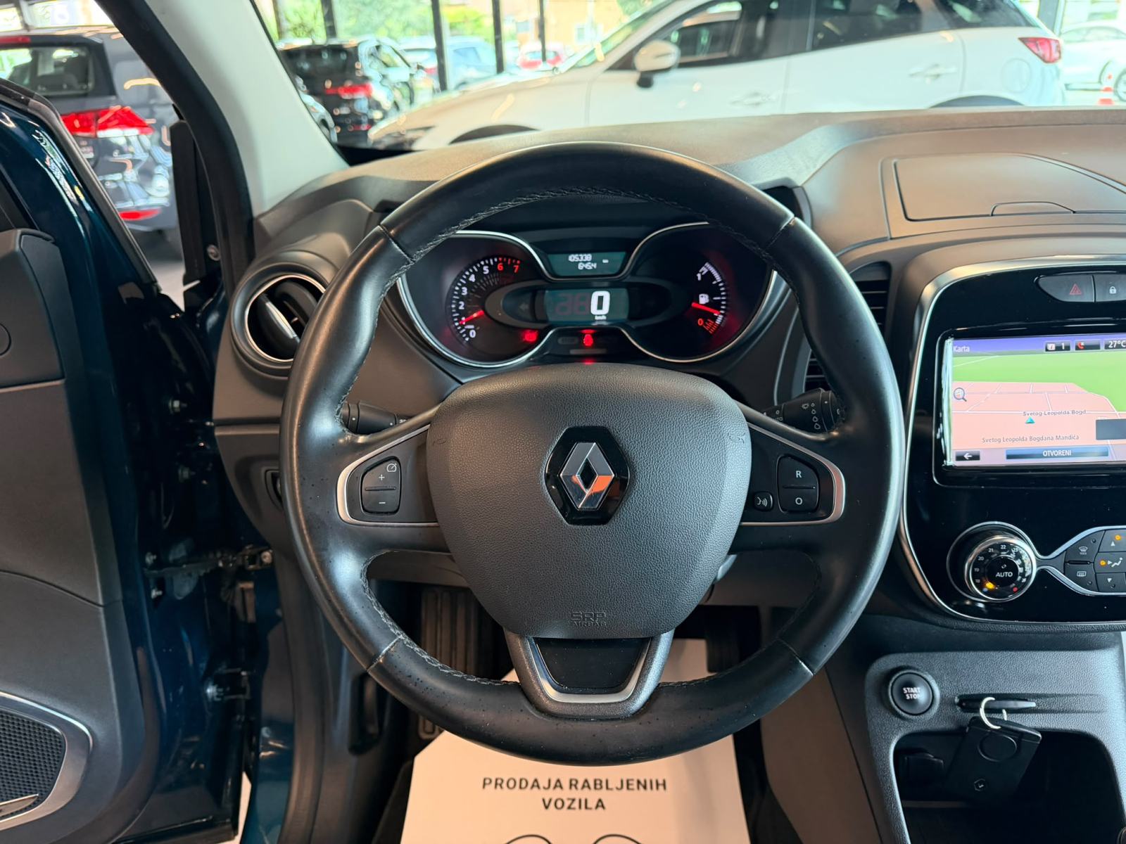 Renault Captur 0.9 TCe NAVI • KLIMA • REGISTRIRAN • LEASING: 240,00€, fotografija 19