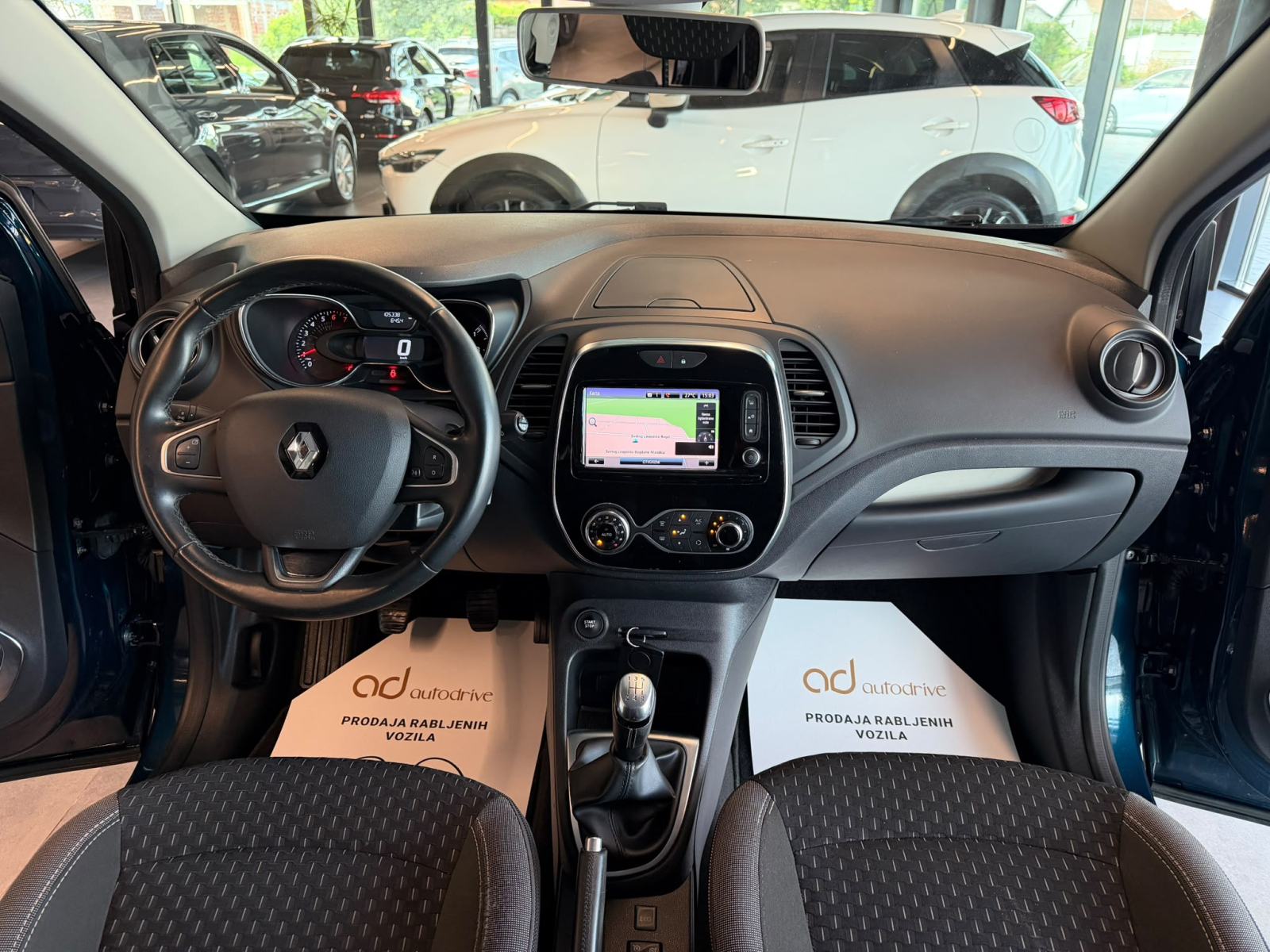 Renault Captur 0.9 TCe NAVI • KLIMA • REGISTRIRAN • LEASING: 240,00€, fotografija 16