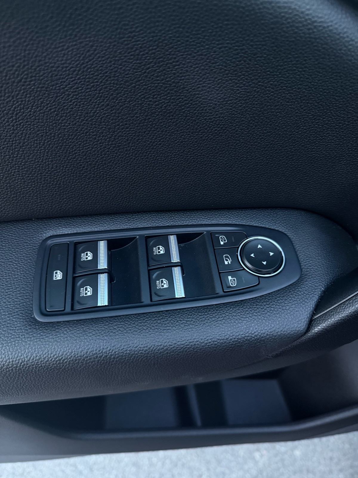 Renault Captur 140 1.3 Intens! FULL OPREMA!, fotografija 16