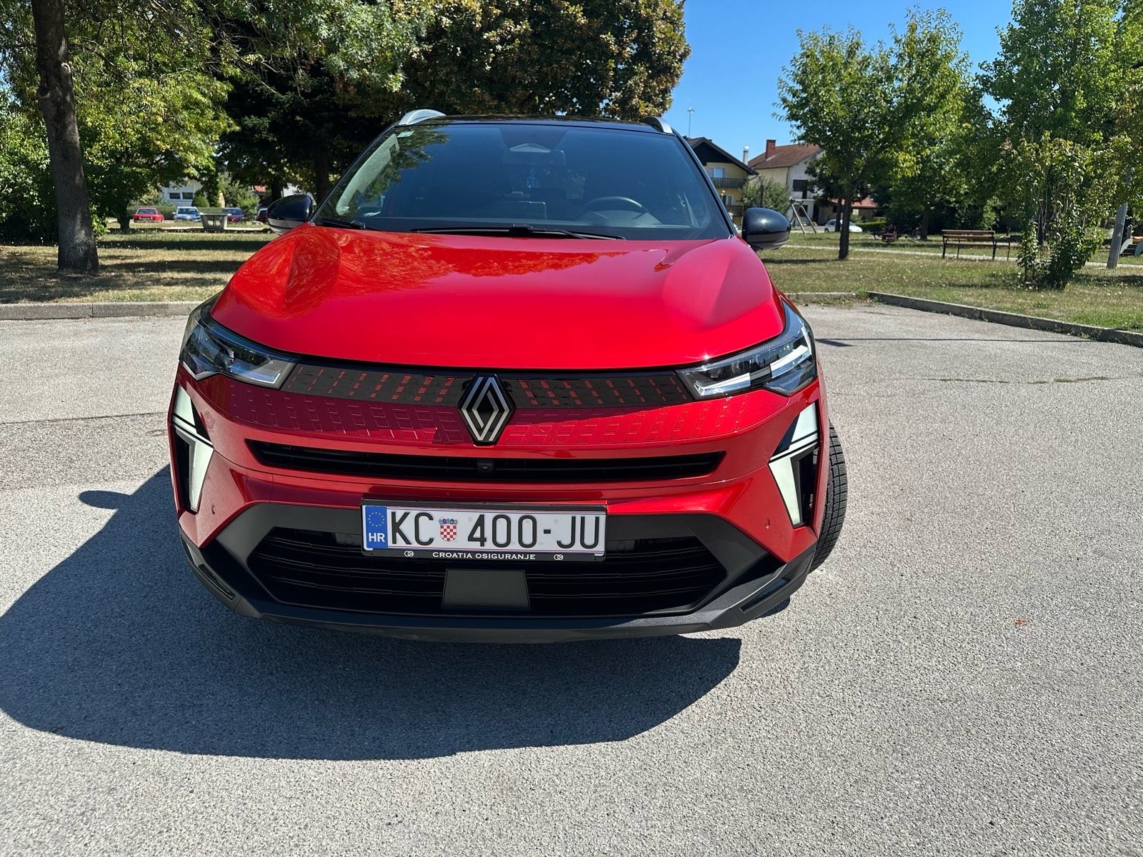Renault Captur 140TCe Techno Mild-Hibrid, pogled izvana - slika 1