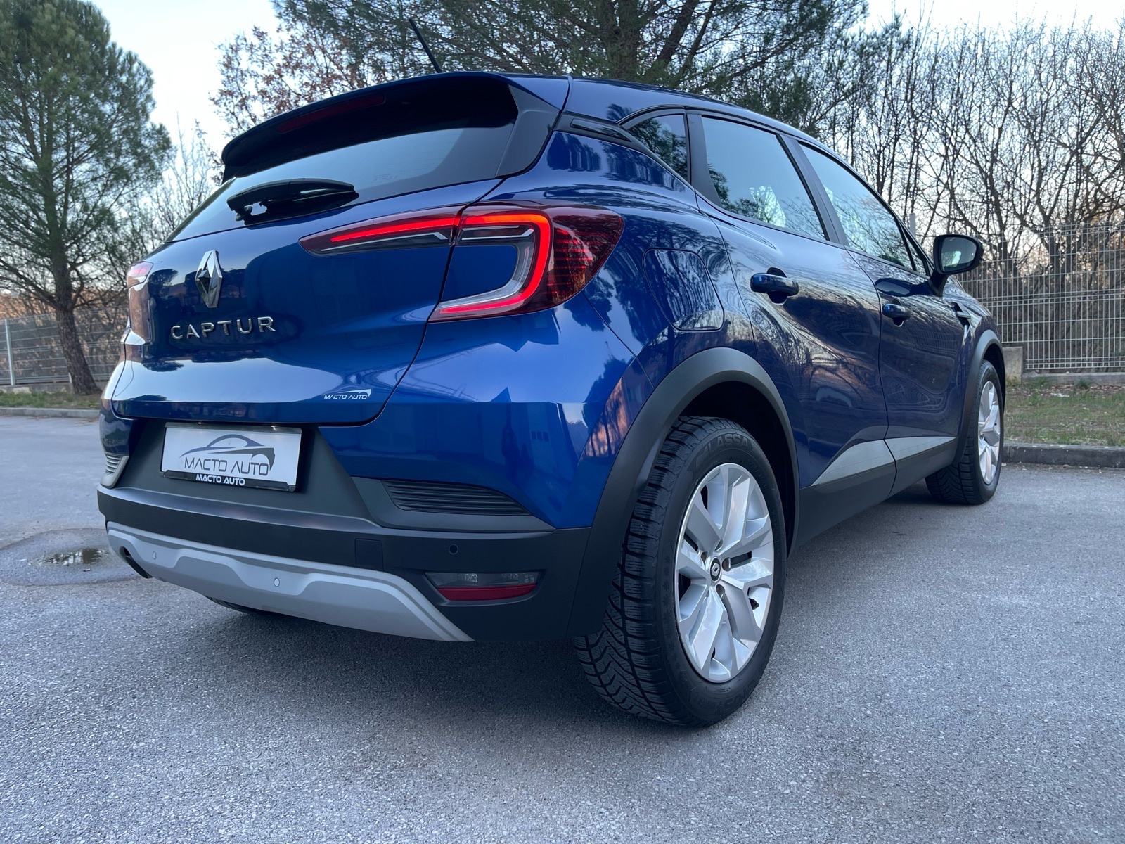 Renault Captur TCe TOP STANJE!!!!, fotografija 10