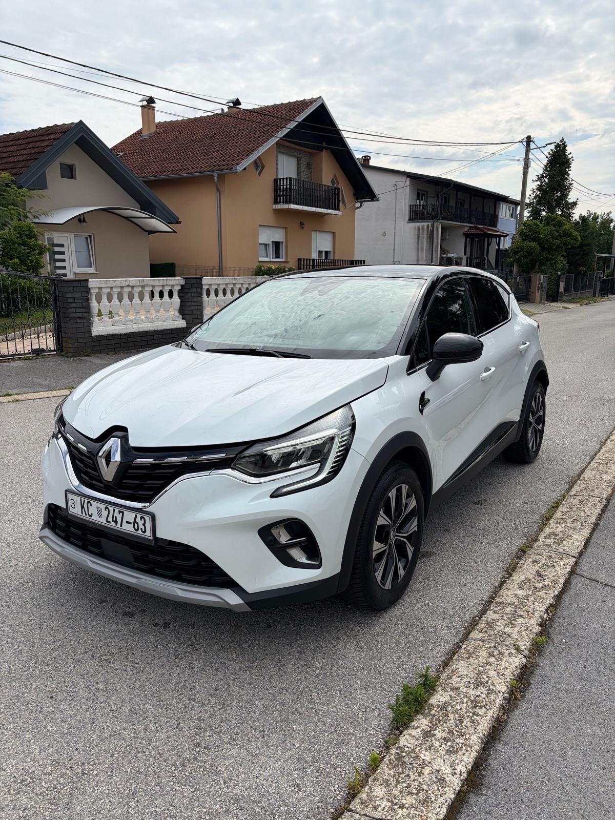 Renault Captur TCe140 Techno, fotografija 6