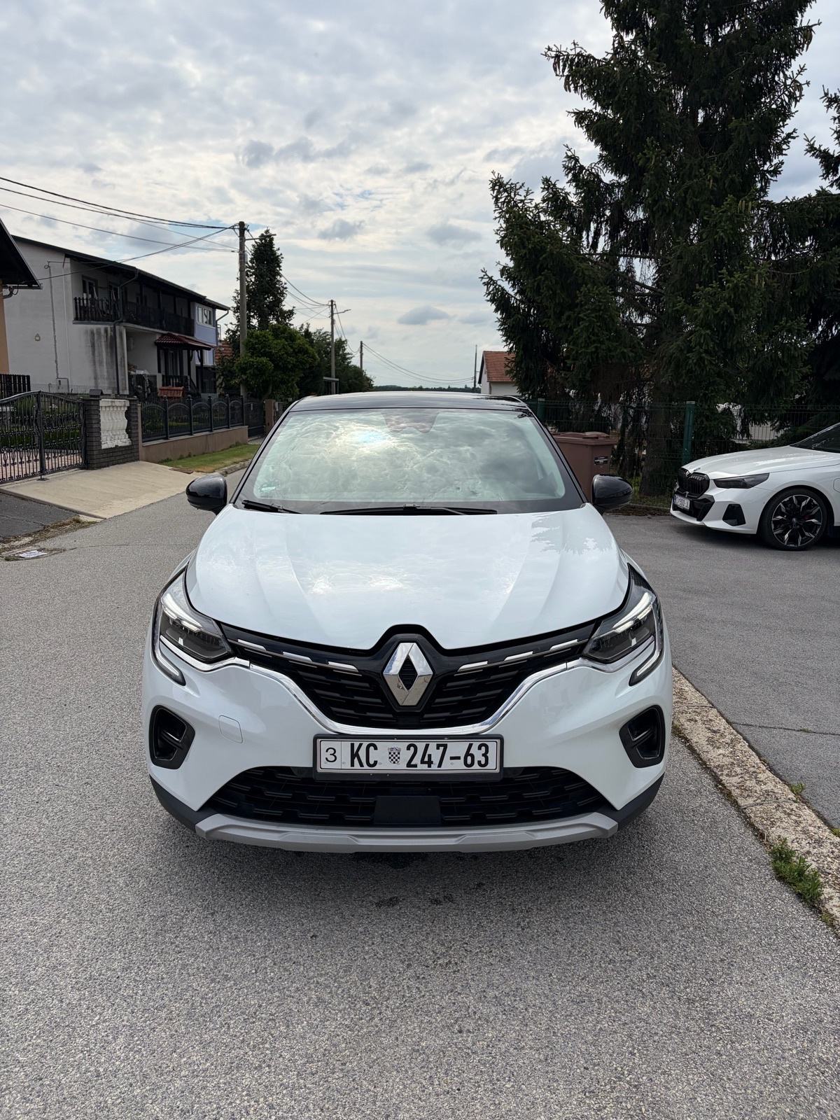 Renault Captur TCe140 Techno, fotografija 3
