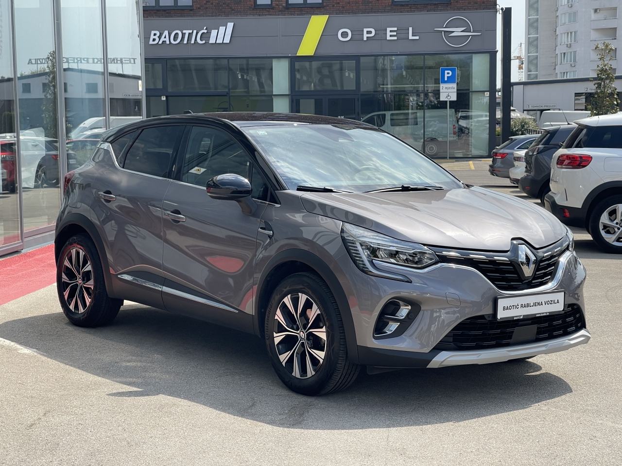 Renault Captur Techno TCe 90, fotografija 3