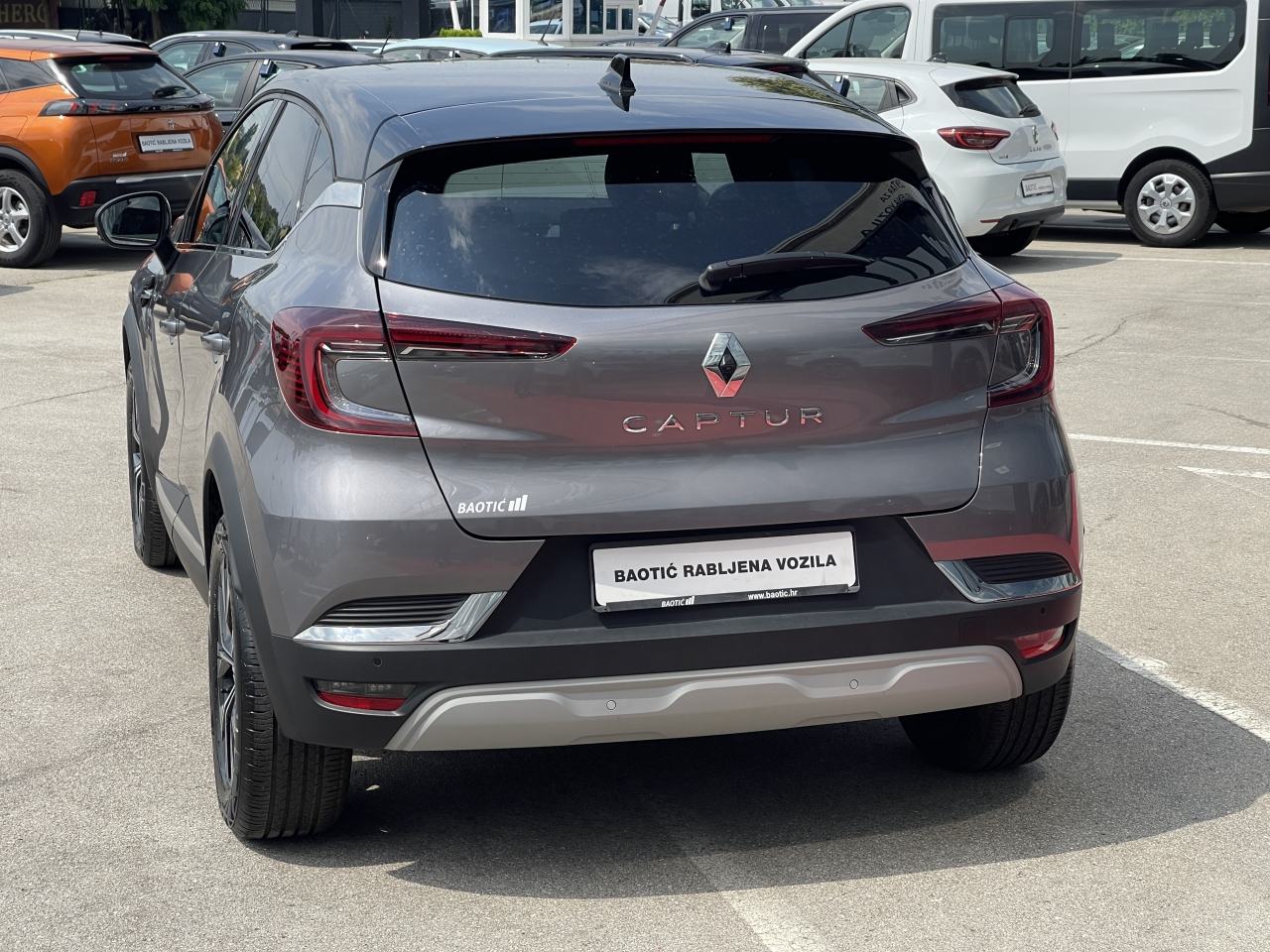 Renault Captur Techno TCe 90, fotografija 6