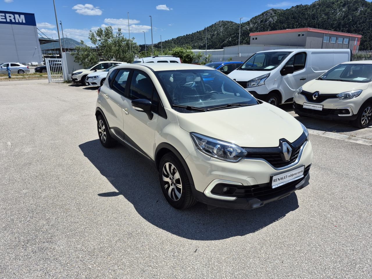 Renault Captur ZEN 0.9 TCE, fotografija 2