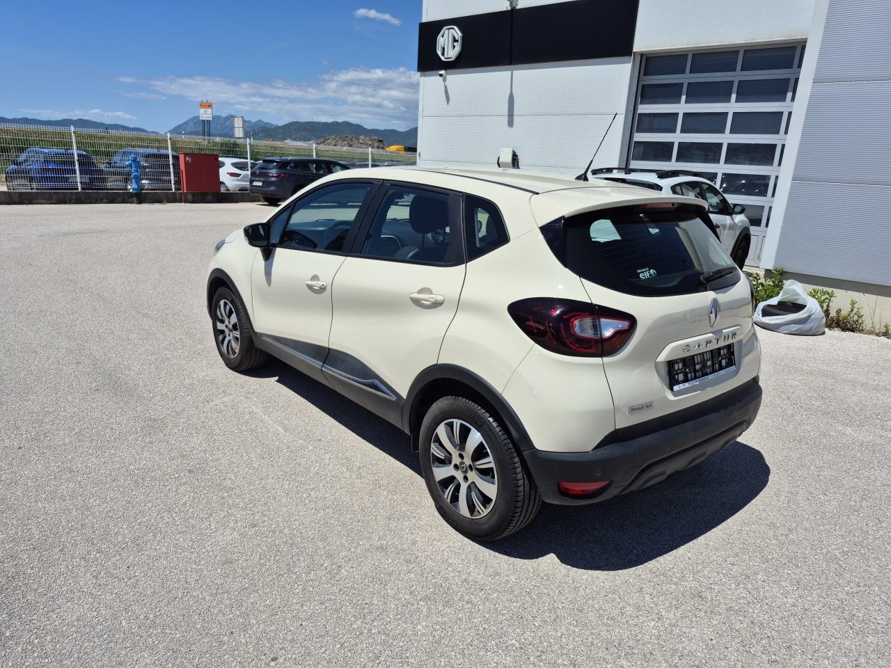 Renault Captur ZEN 0.9 TCE, fotografija 4