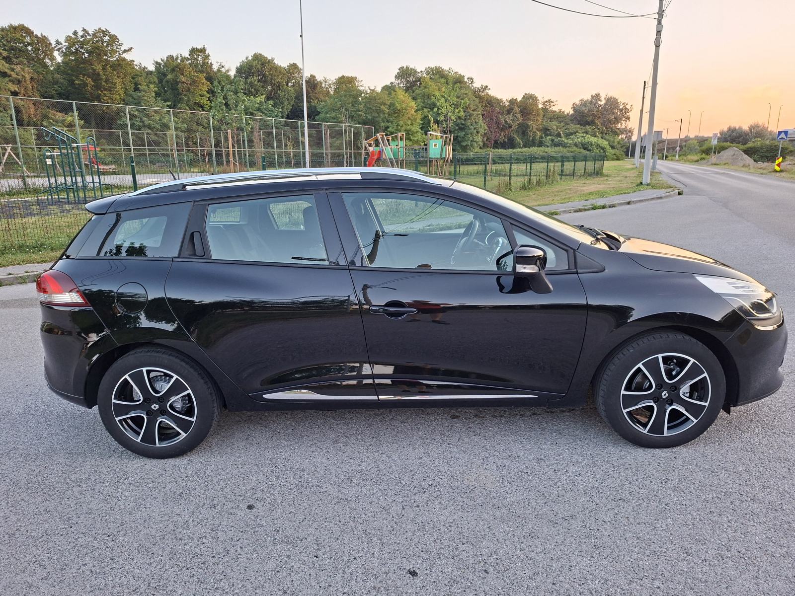 RENAULT CLIO 0.9 66 KW GRANDTOUR 2014. GOD., fotografija 7