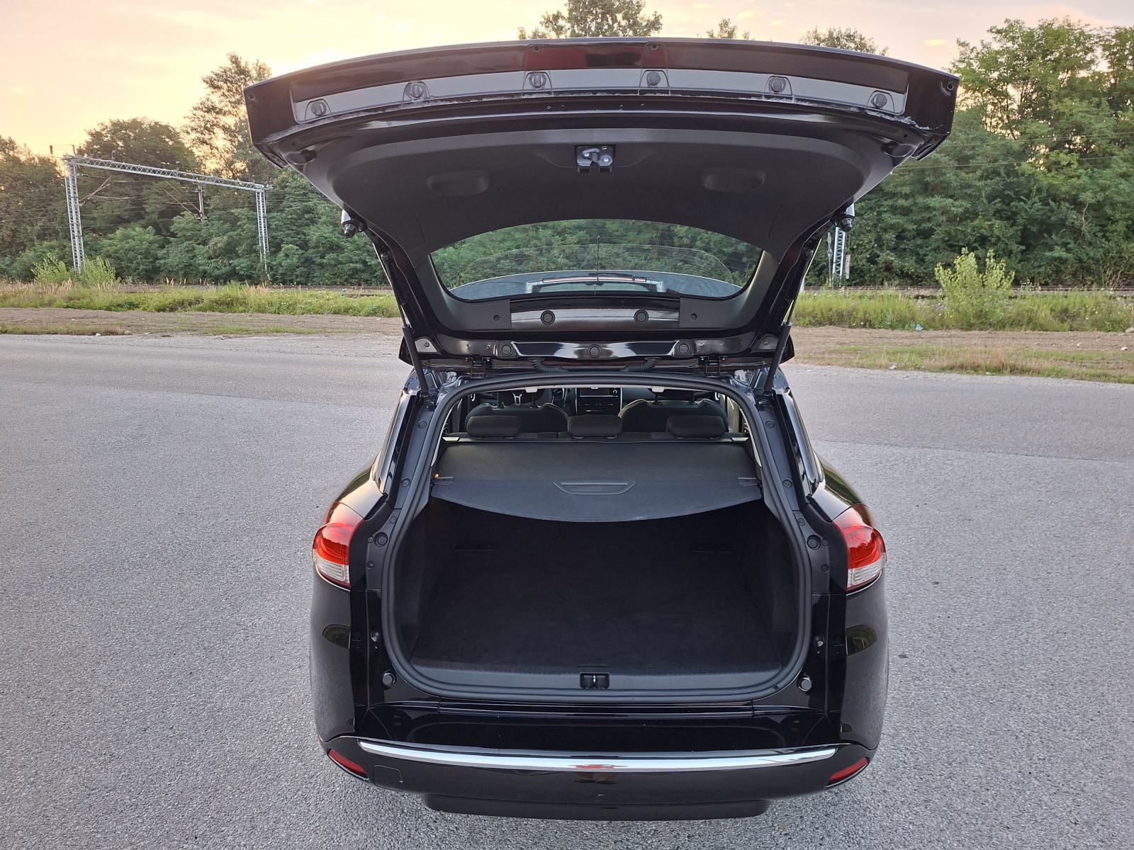 RENAULT CLIO 0.9 66 KW GRANDTOUR 2014. GOD., fotografija 9