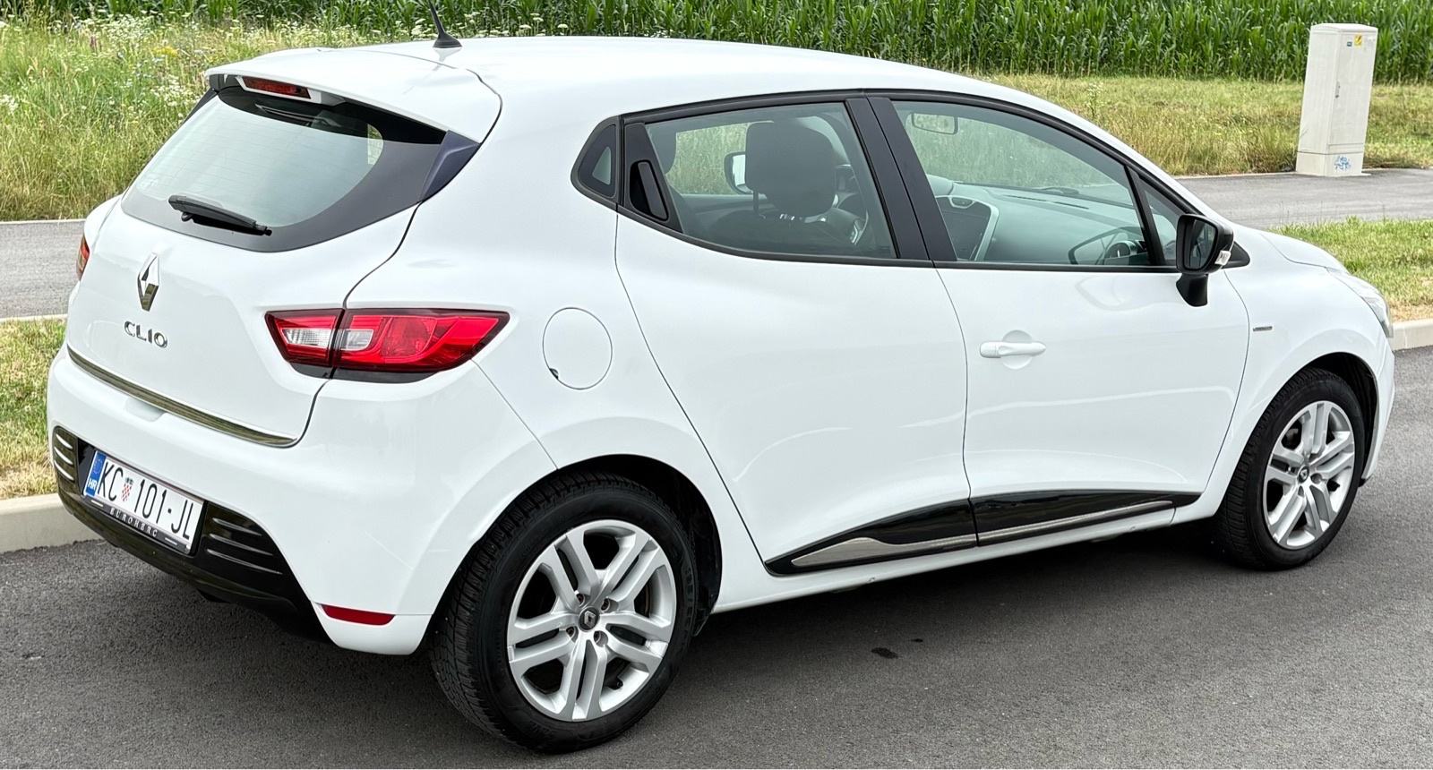Renault Clio 0.9 Limited, fotografija 3