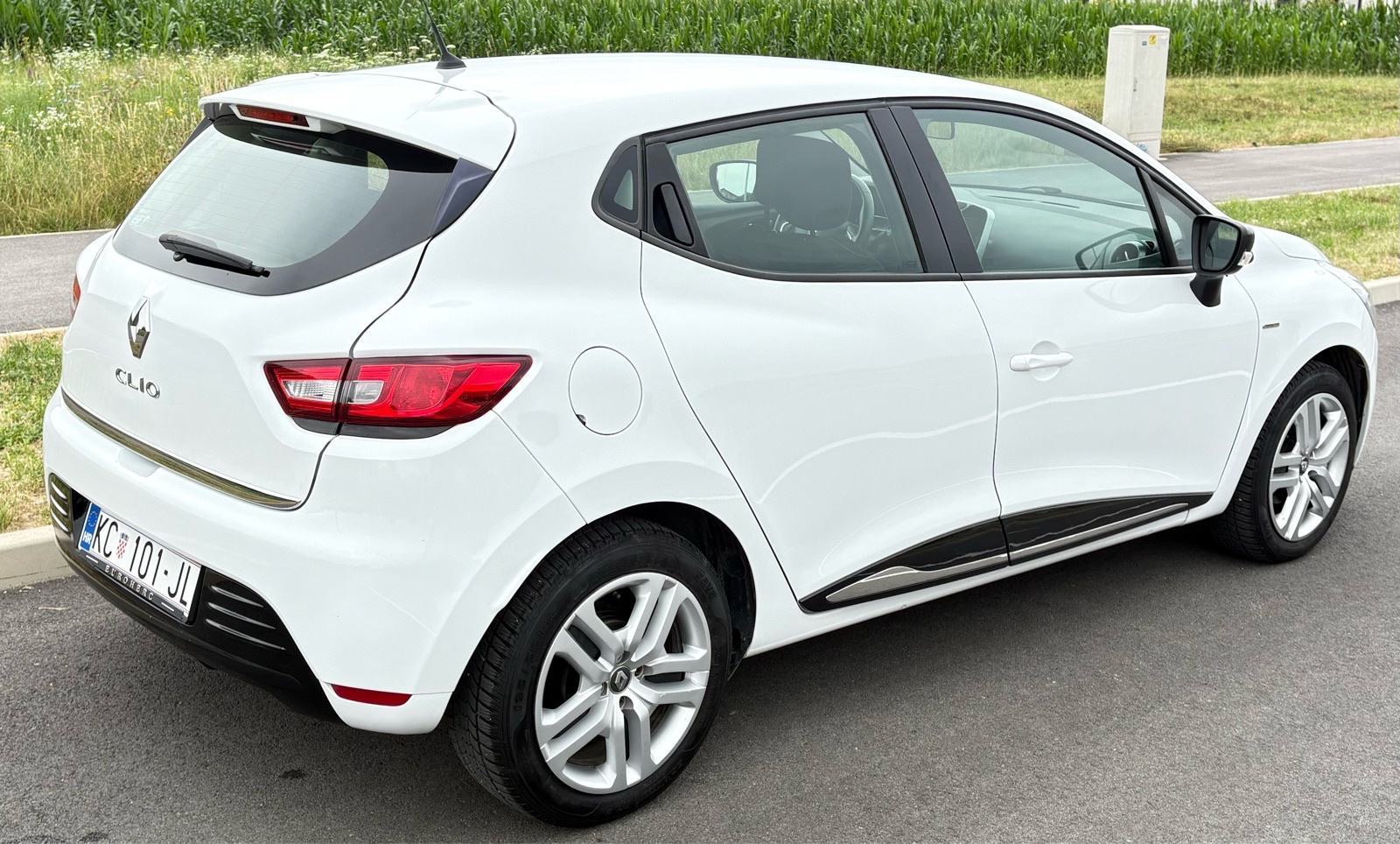 Renault Clio 0.9 Limited, fotografija 5