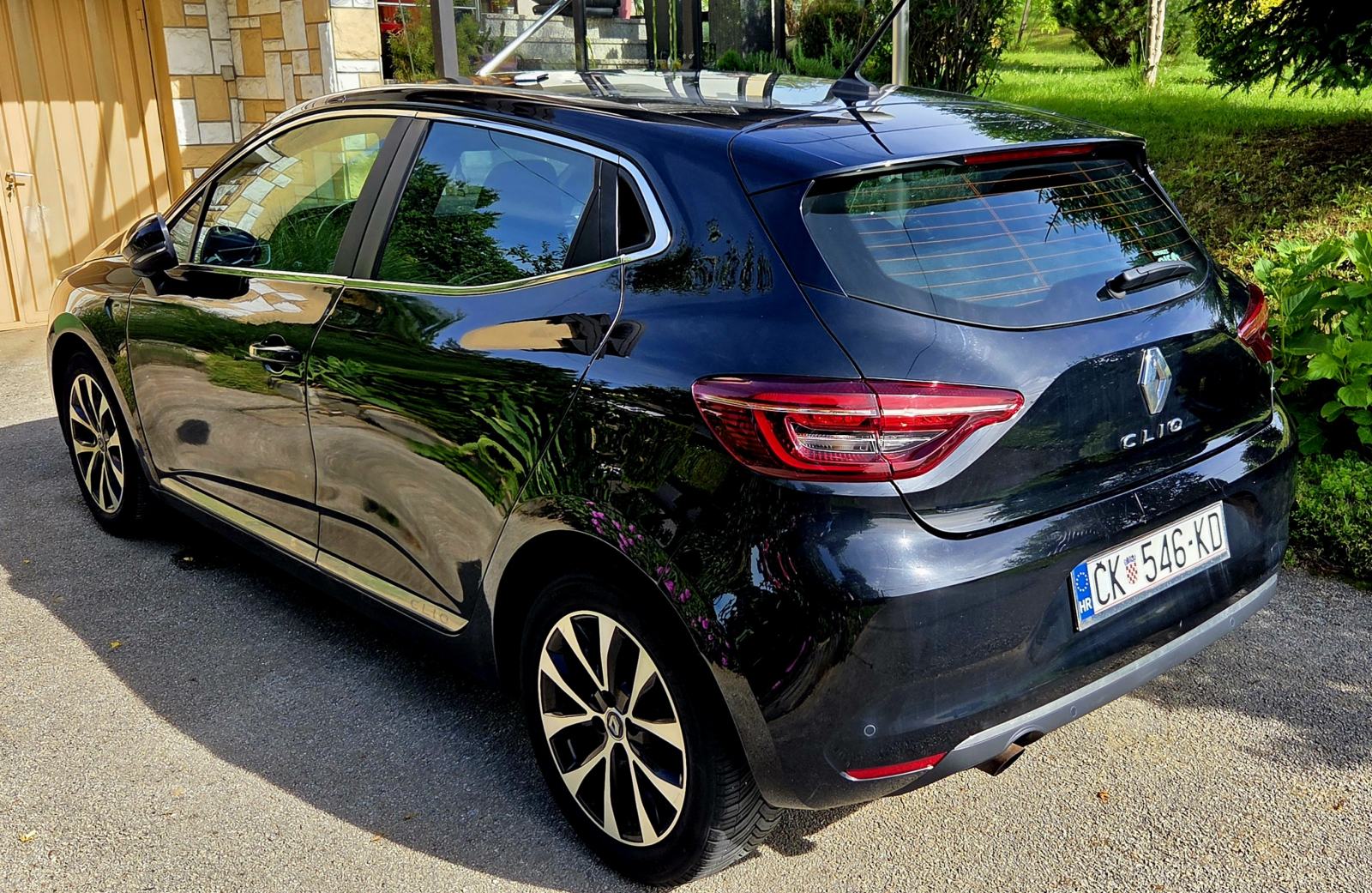 Renault Clio 1.0 TCe u sustavu PDV-a, fotografija 3