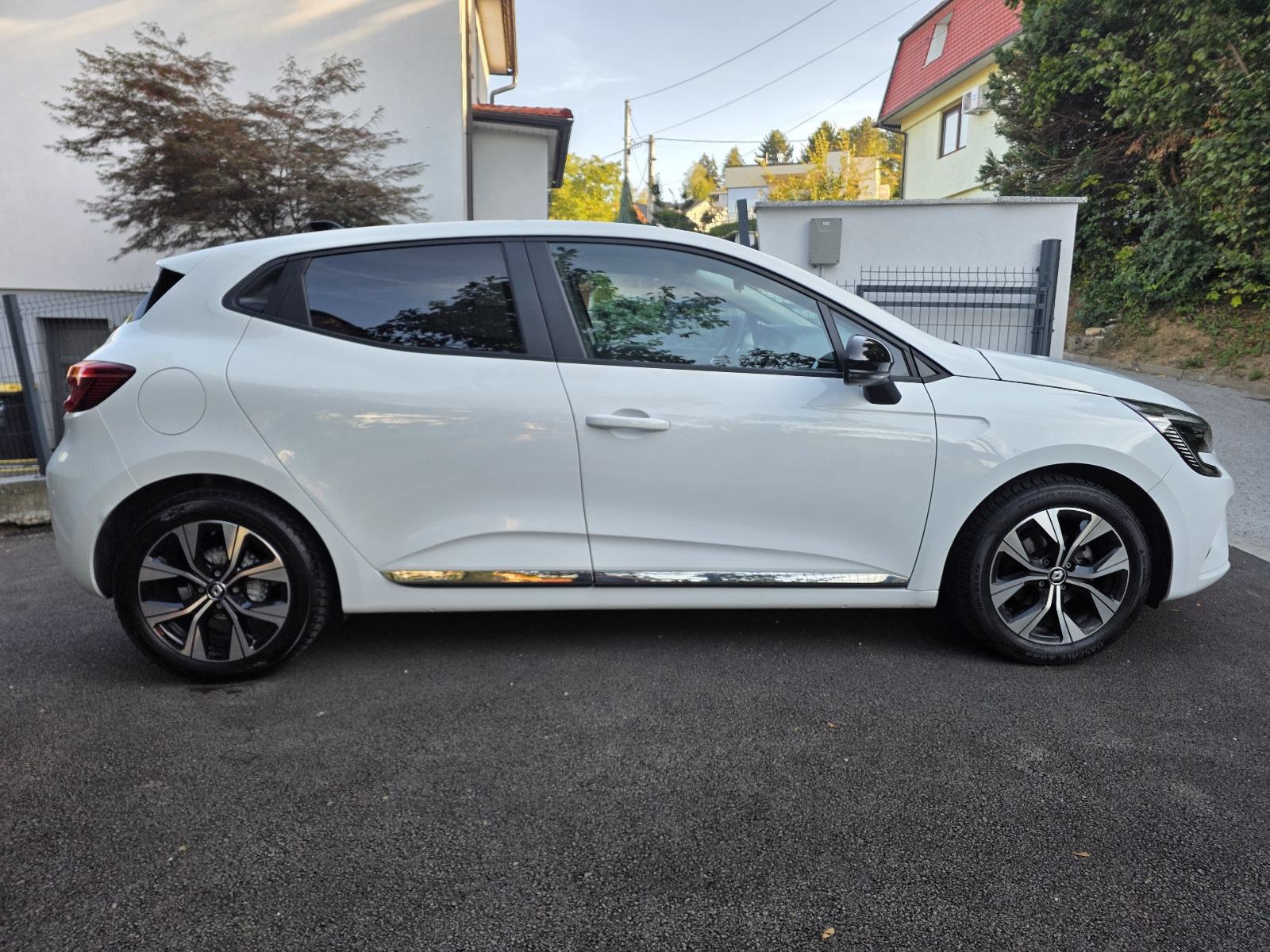 Renault Clio 1.0 TCe+LPG•100ks•16 600km•2023.god.•reg.4/27•GARANCIJA, fotografija 6
