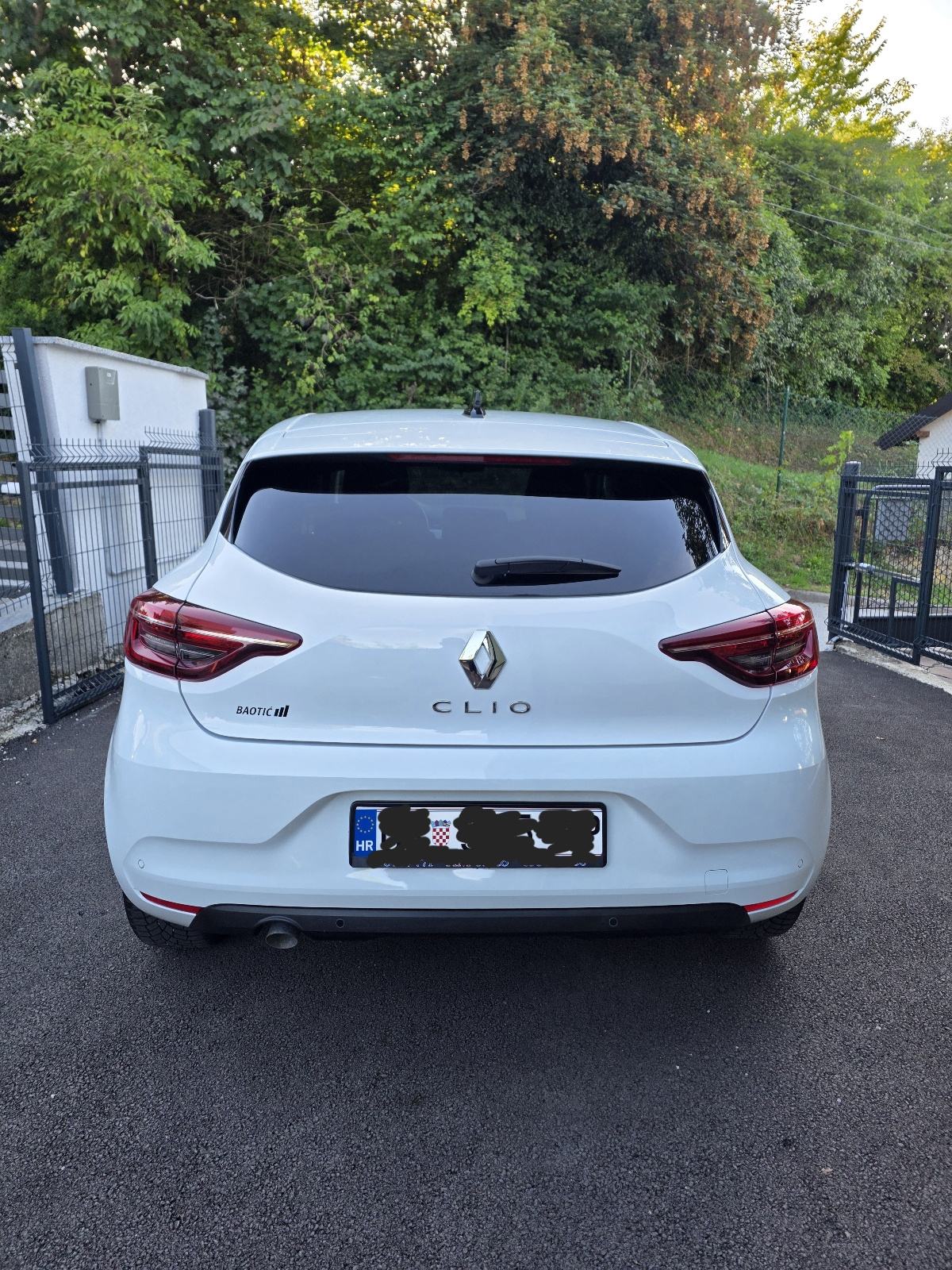 Renault Clio 1.0 TCe+LPG•100ks•16 600km•2023.god.•reg.4/27•GARANCIJA, fotografija 7