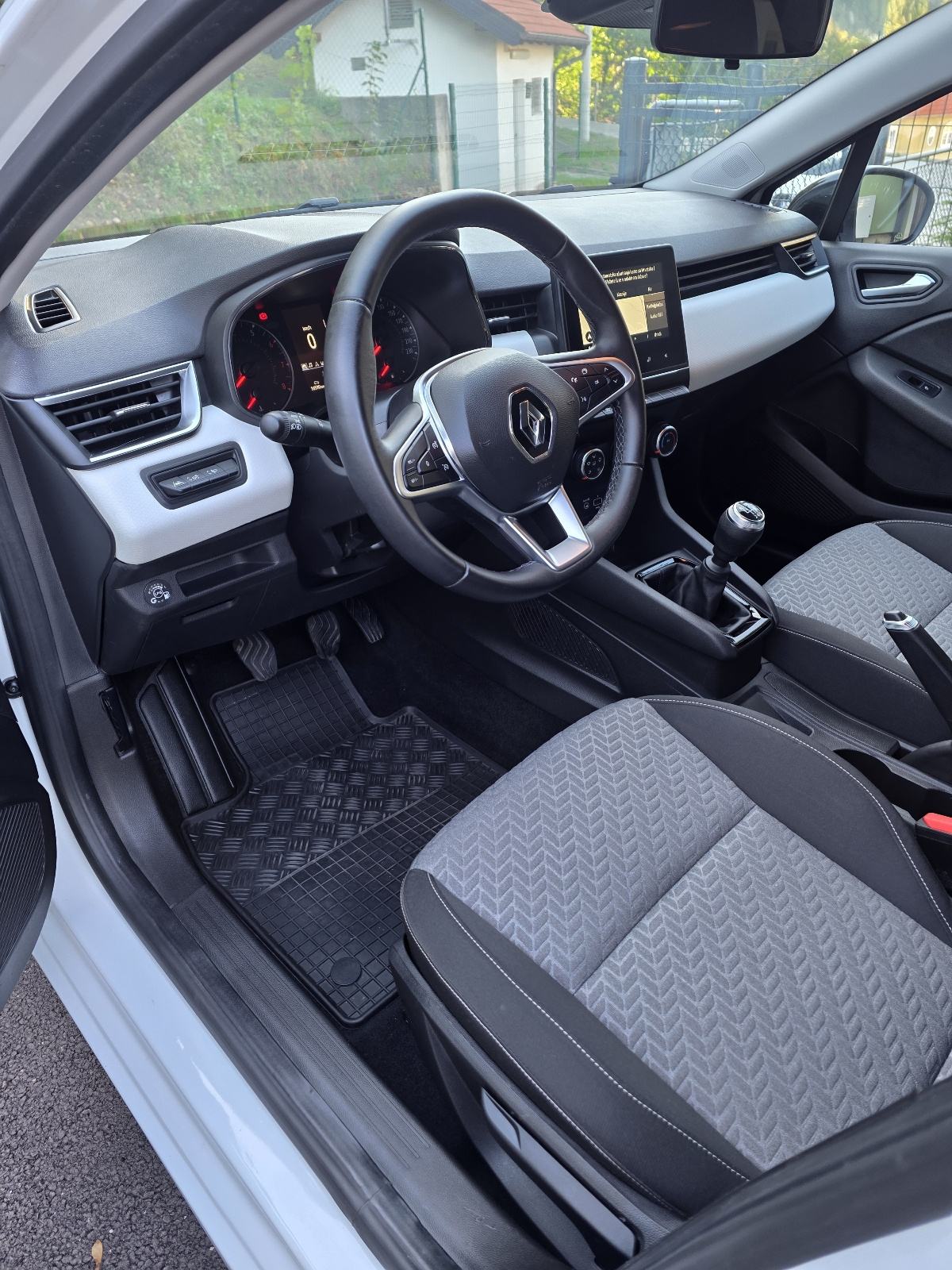 Renault Clio 1.0 TCe+LPG•100ks•16 600km•2023.god.•reg.4/27•GARANCIJA, fotografija 11