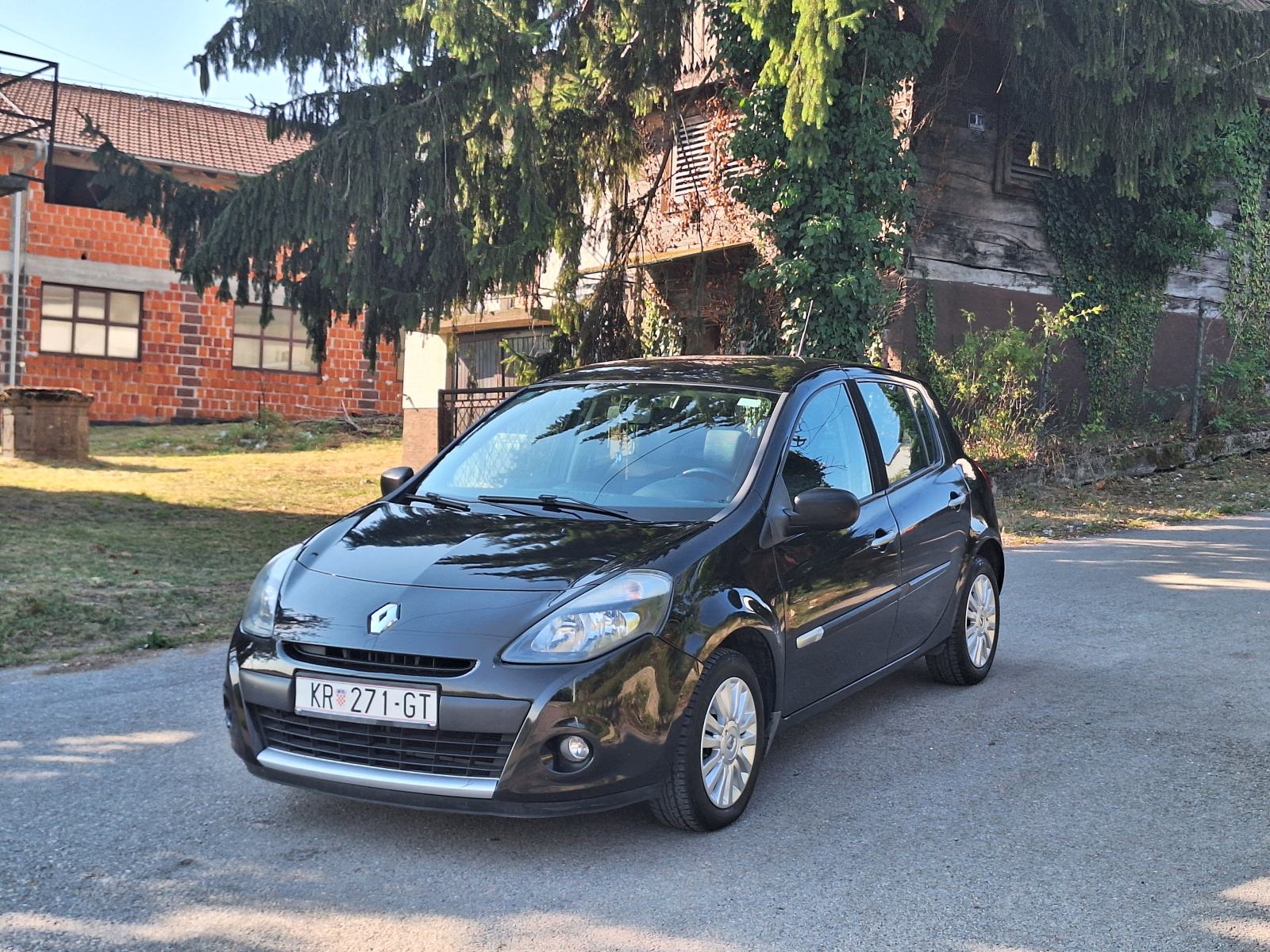 Renault Clio 1,2 16V 170 tkm, fotografija 3