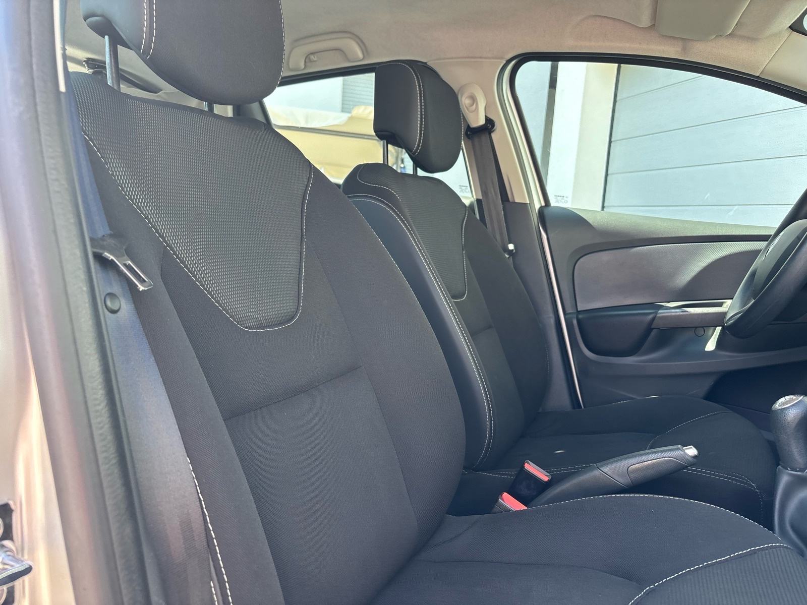 Renault Clio 1,2 16V •HR AUTO• V servis• Reg 10.mj, fotografija 16