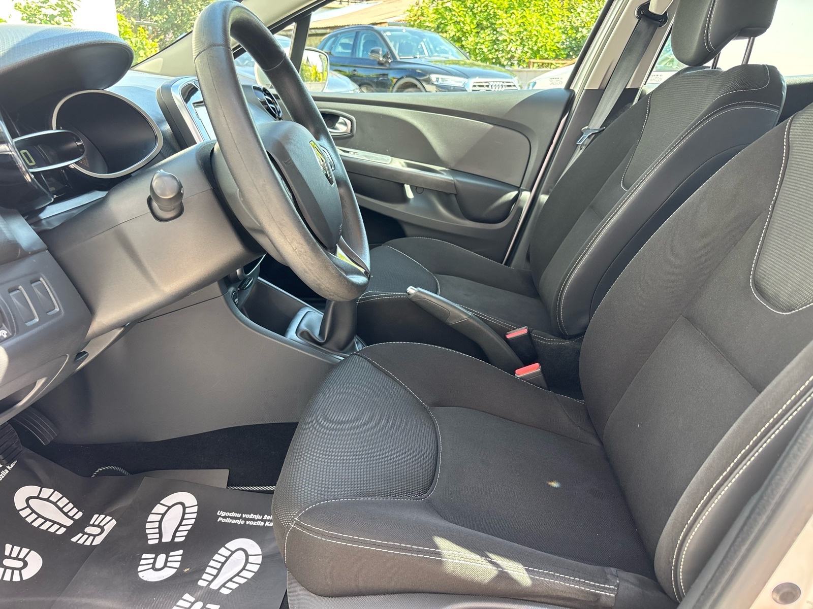 Renault Clio 1,2 16V •HR AUTO• V servis• Reg 10.mj, fotografija 11