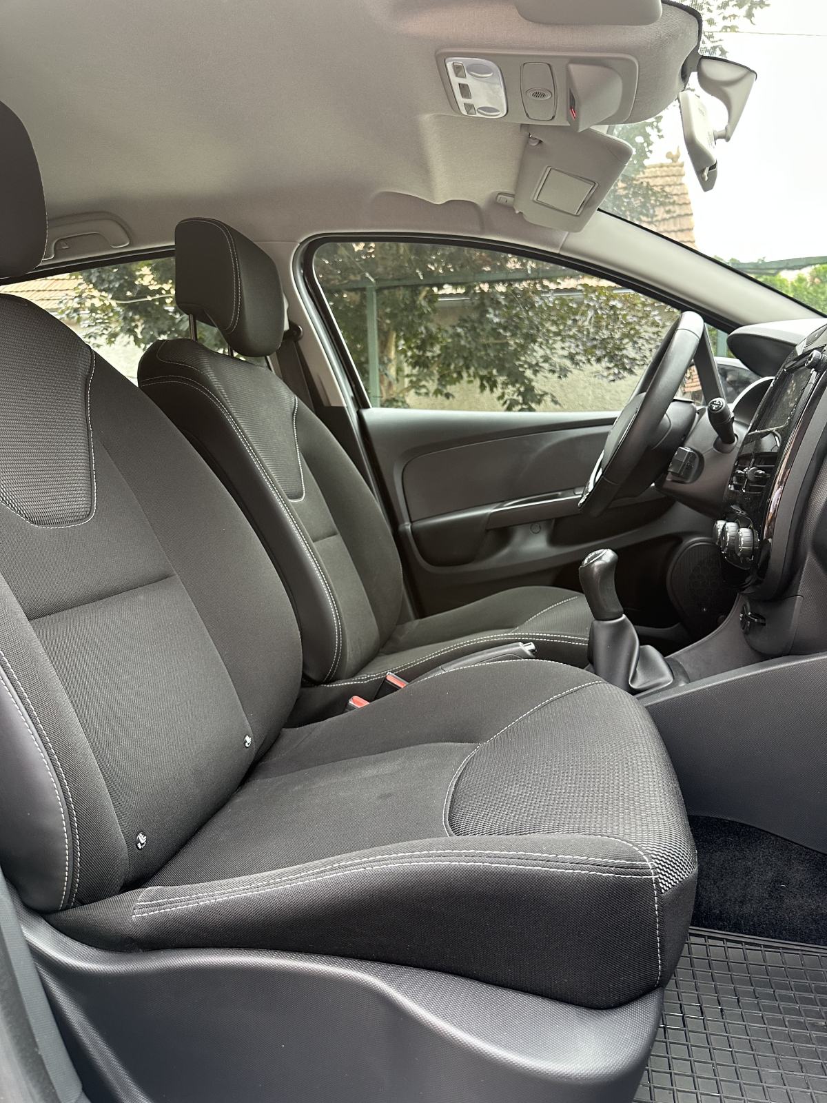 Renault Clio 1,2 16V * NAVI *, fotografija 9