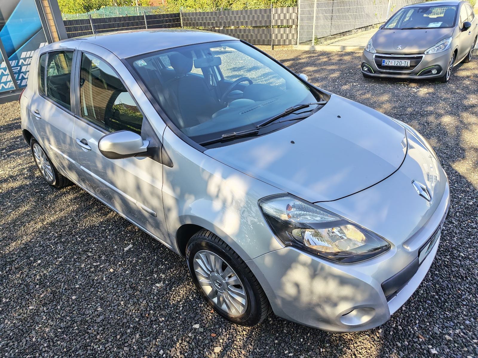 Renault Clio 1,2 16V *reg.11/2026*, fotografija 7