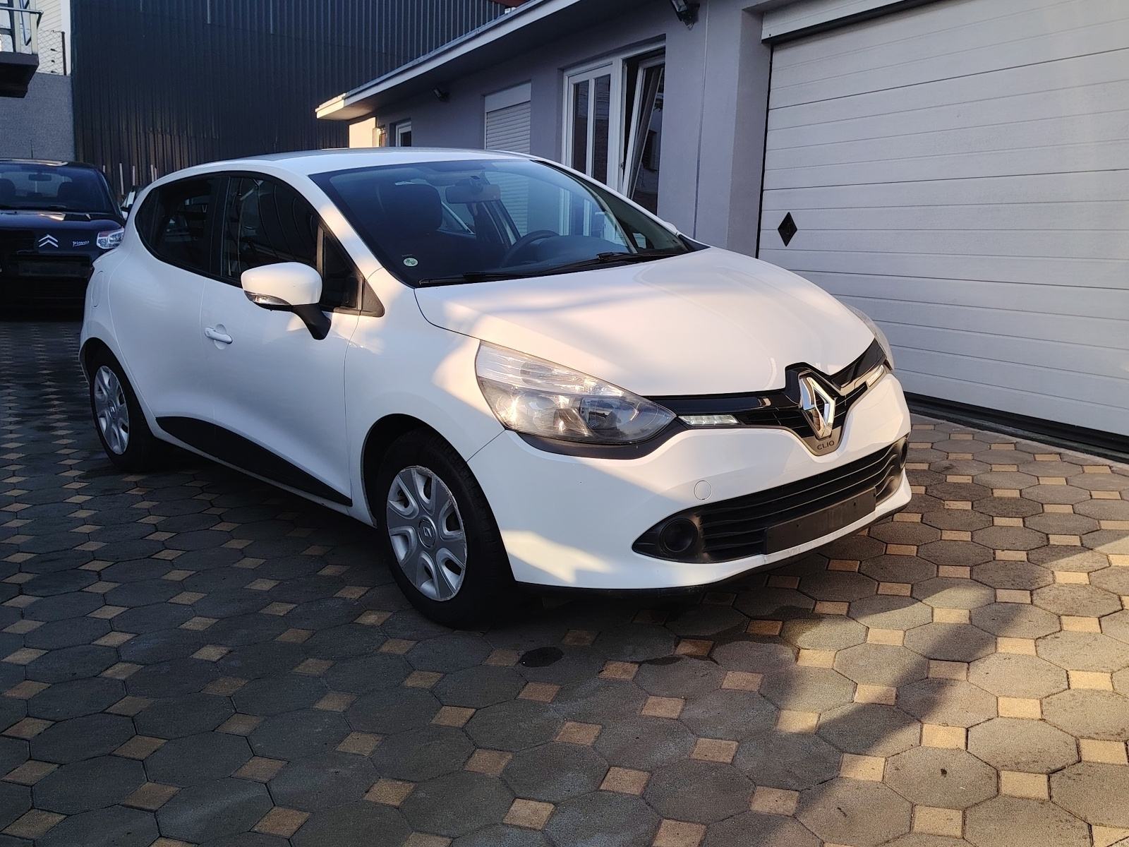 89000 km, Renault Clio 1,2 16V, fotografija 6