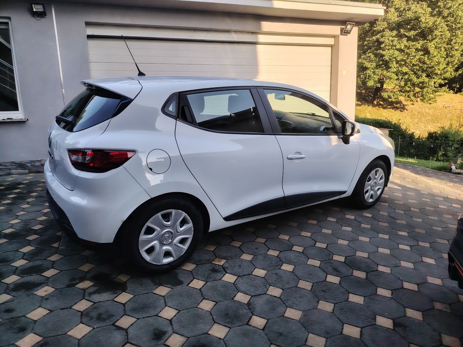 89000 km, Renault Clio 1,2 16V, pogled izvana - slika 3