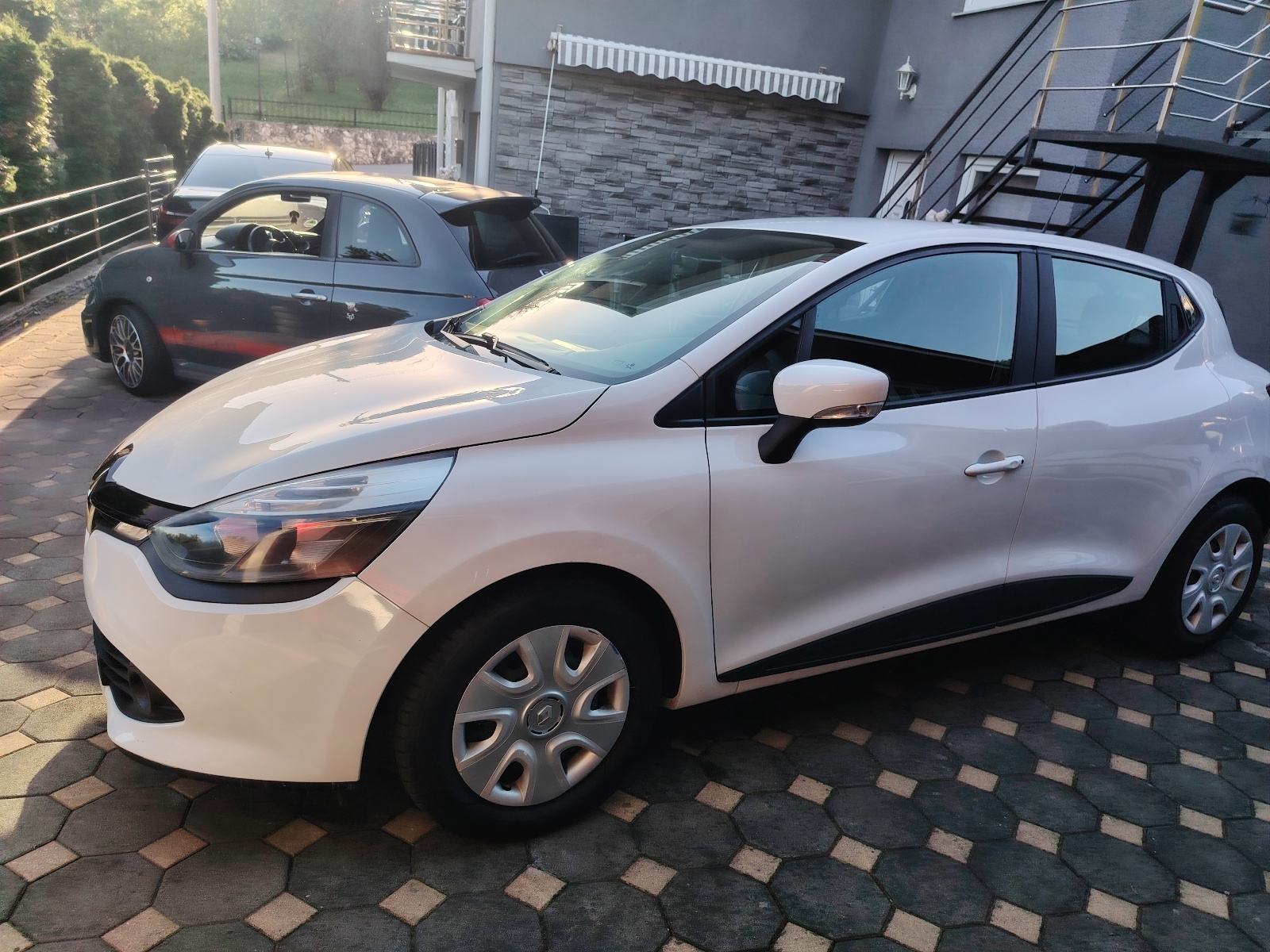 89000 km, Renault Clio 1,2 16V, pogled izvana - slika 1