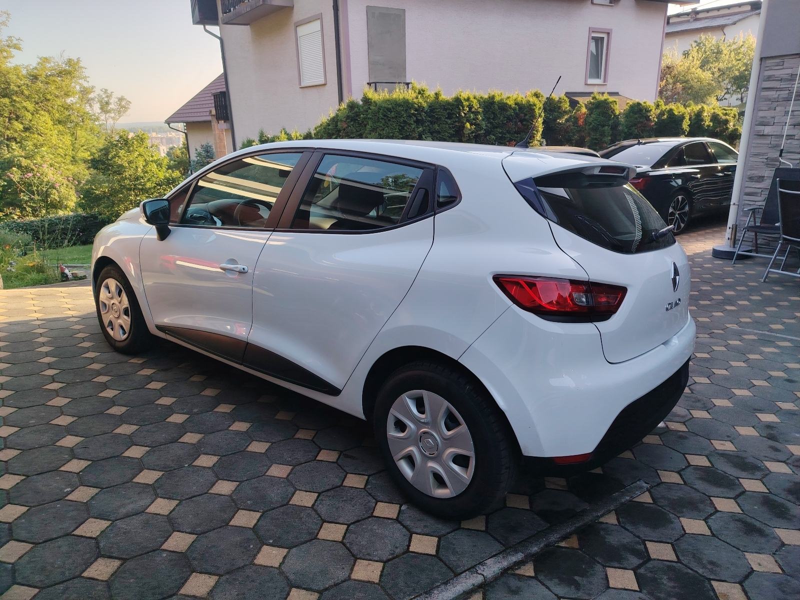 89000 km, Renault Clio 1,2 16V, pogled izvana - slika 2