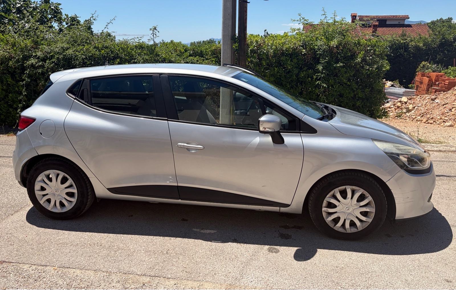 Renault Clio 1,2 16V, reg 03/27, fotografija 2