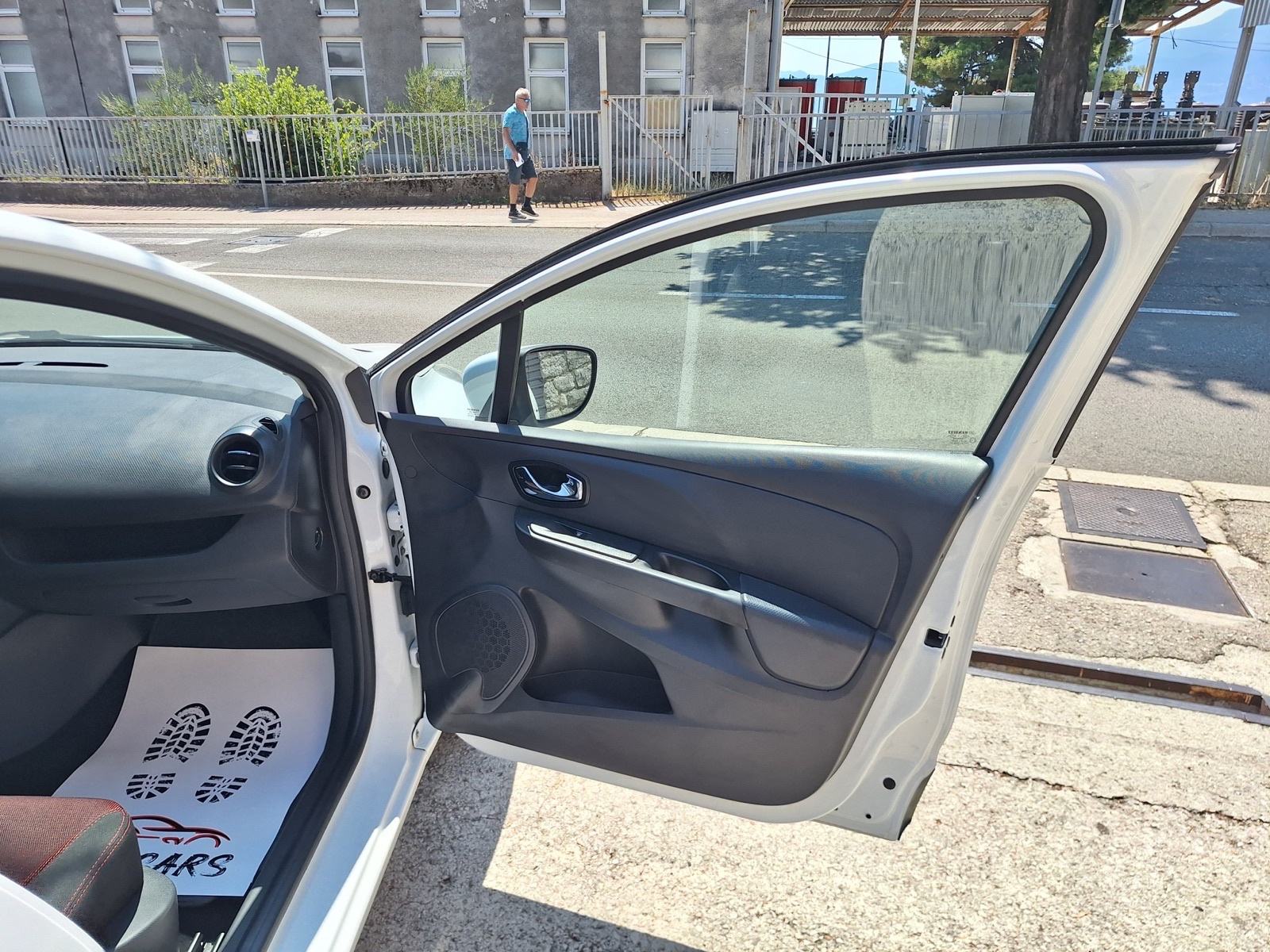 Renault Clio 1,2 16V LED, fotografija 15