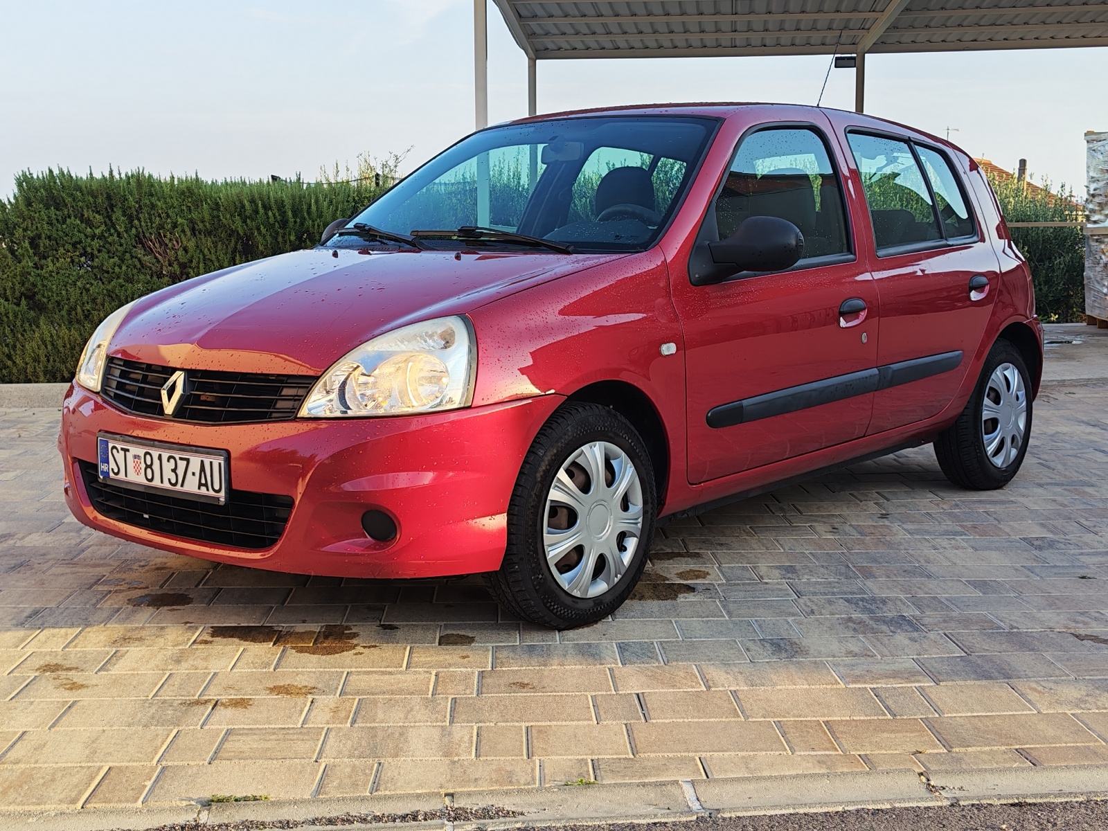 Renault Clio 1,2 8V - IZVANREDAN -, fotografija 3