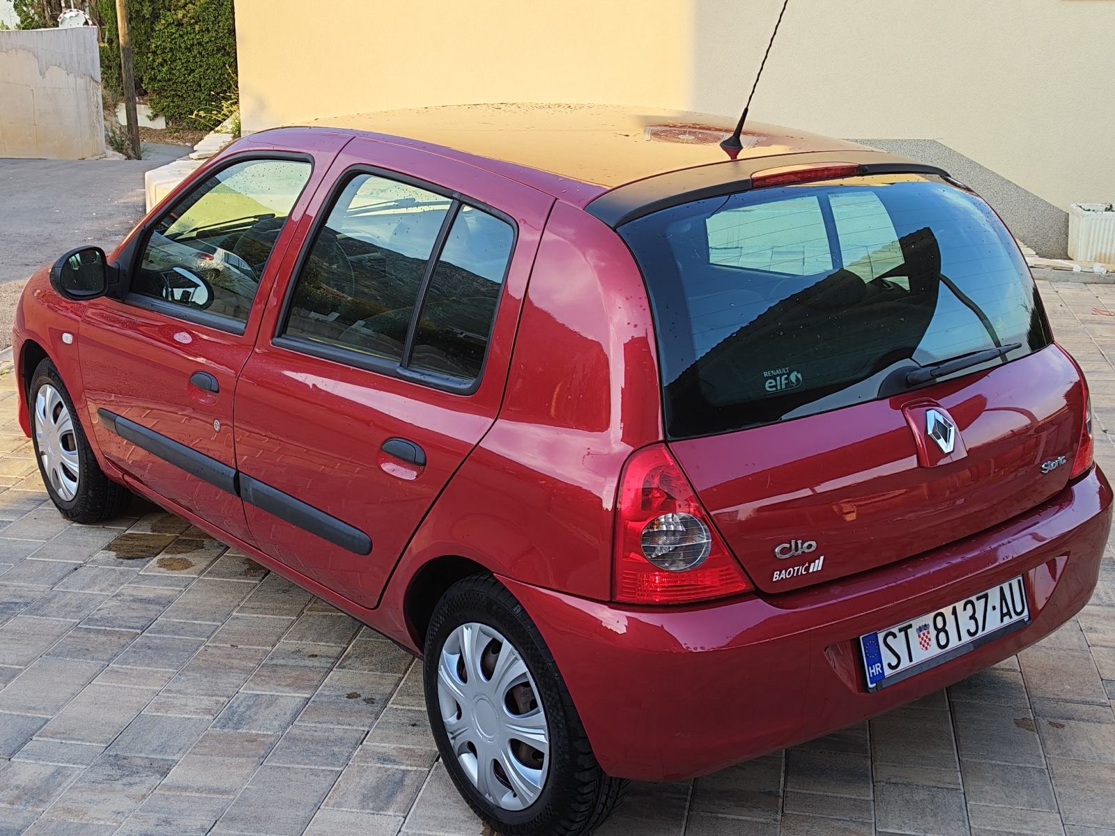 Renault Clio 1,2 8V - IZVANREDAN -, fotografija 2