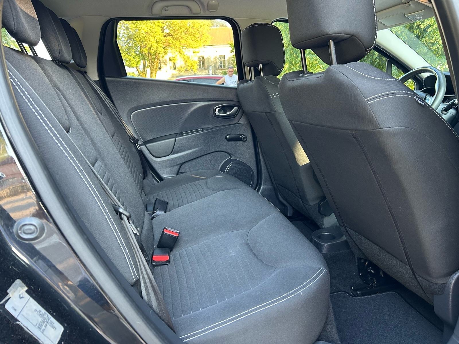 Renault Clio 1,2 NAVI ALU REG 1GOD SERVISNA ČETRI NOVE GUME TOPPP, fotografija 13