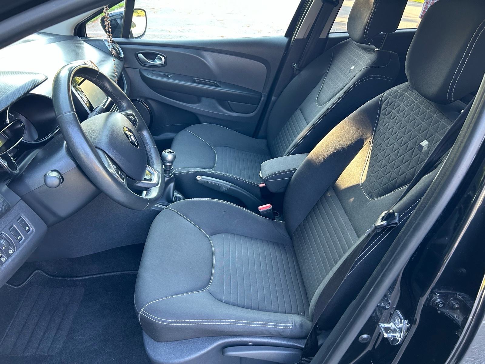 Renault Clio 1,2 NAVI ALU REG 1GOD SERVISNA ČETRI NOVE GUME TOPPP, fotografija 12